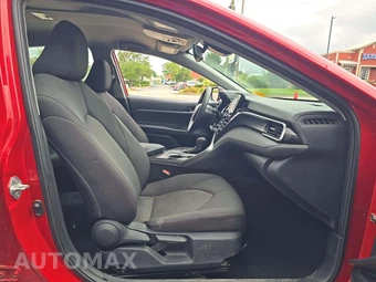 2023 Toyota Camry LE - miniatura 18