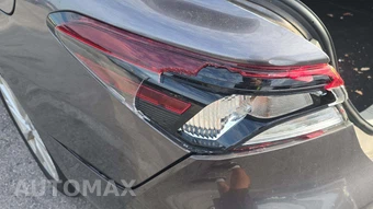 2023 Toyota Camry LE - miniatura 30