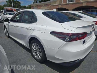 2023 Toyota Camry LE - miniatura 2