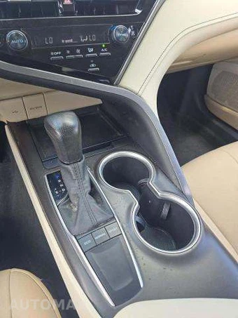2023 Toyota Camry LE - miniatura 23