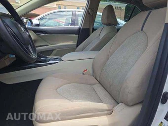 2023 Toyota Camry LE - miniatura 6