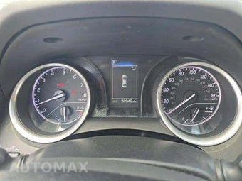 2023 Toyota Camry LE - miniatura 9