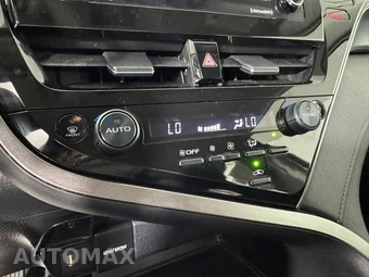 2023 Toyota Camry LE - miniatura 19
