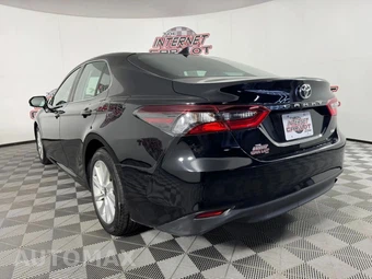 2023 Toyota Camry LE - miniatura 24