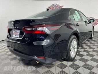 2023 Toyota Camry LE - miniatura 25
