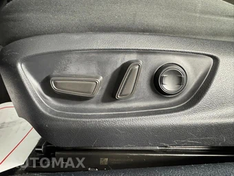 2023 Toyota Camry LE - miniatura 30