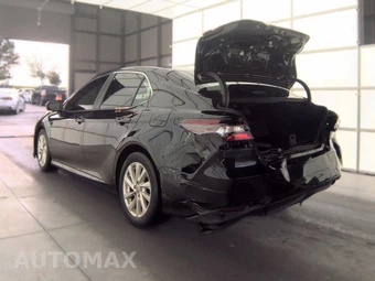 2023 Toyota Camry LE - miniatura 6