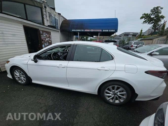 2023 Toyota Camry LE - miniatura 2