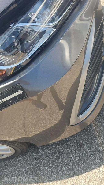 2023 Toyota Camry LE - miniatura 42
