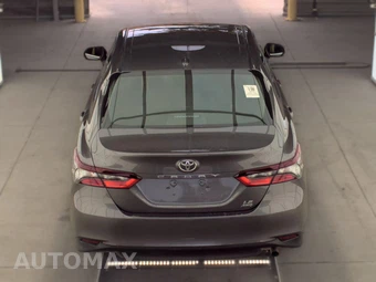 2023 Toyota Camry LE - miniatura 5