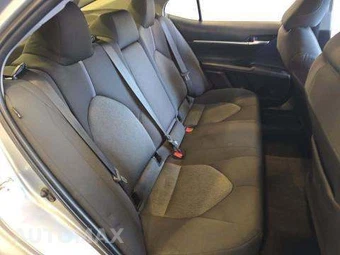 2023 Toyota Camry LE - miniatura 17
