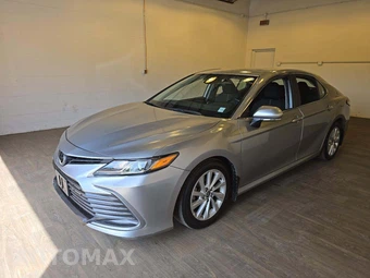 2023 Toyota Camry LE - miniatura 2