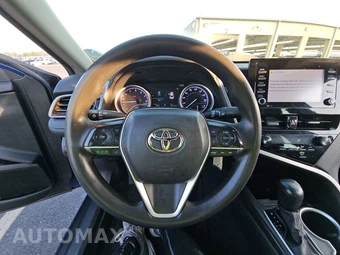2023 Toyota Camry LE - miniatura 10