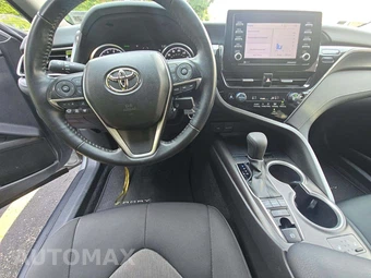 2023 Toyota Camry LE - miniatura 10