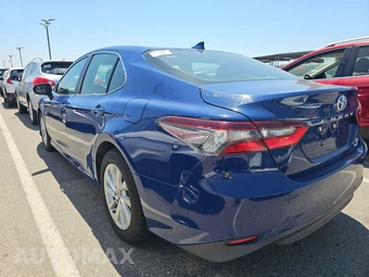 2023 Toyota Camry LE - miniatura 6
