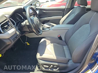 2023 Toyota Camry LE - miniatura 7