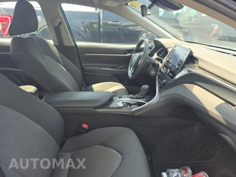 2023 Toyota Camry LE - miniatura 8