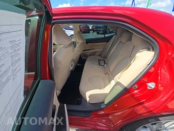 2023 Toyota Camry LE - miniatura 10