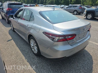 2023 Toyota Camry LE - miniatura 6