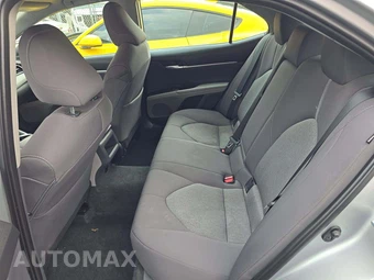 2023 Toyota Camry LE - miniatura 13