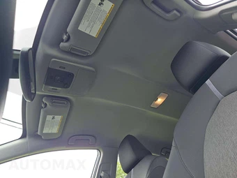 2023 Toyota Camry LE - miniatura 11