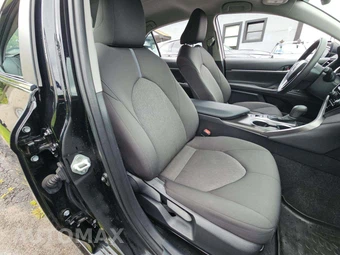 2023 Toyota Camry LE - miniatura 18