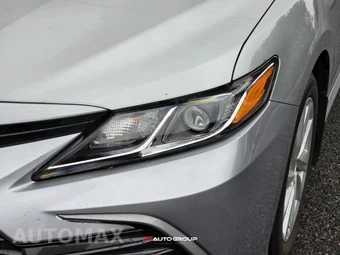 2023 Toyota Camry LE - miniatura 12