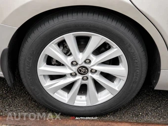 2023 Toyota Camry LE - miniatura 19