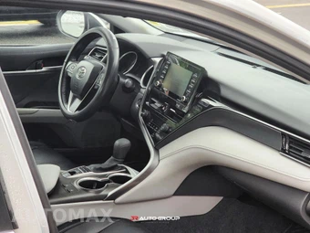 2023 Toyota Camry LE - miniatura 23