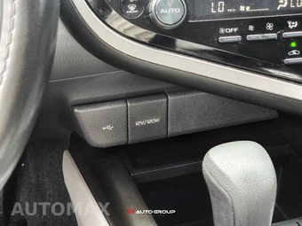 2023 Toyota Camry LE - miniatura 31