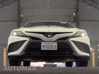 2023 Toyota Camry SE - miniatura 3