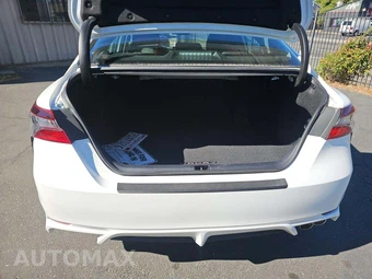 2023 Toyota Camry SE - miniatura 11