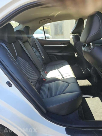 2023 Toyota Camry SE - miniatura 13