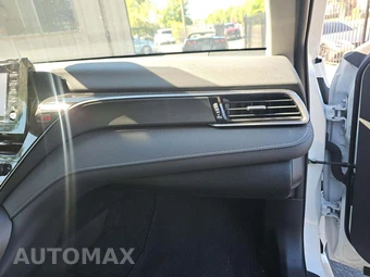 2023 Toyota Camry SE - miniatura 16