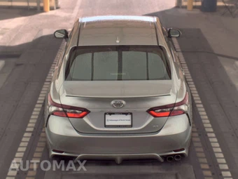 2023 Toyota Camry SE - miniatura 5