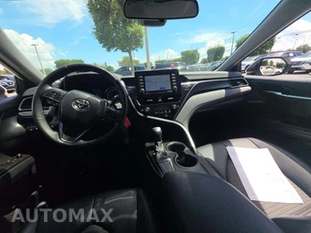 2023 Toyota Camry SE - miniatura 10