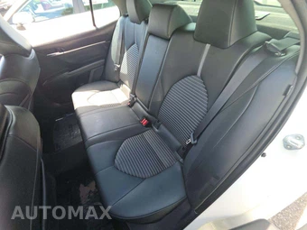 2023 Toyota Camry SE - miniatura 13