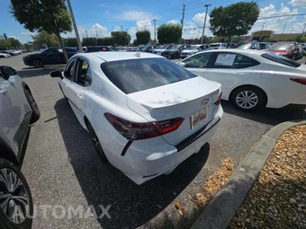 2023 Toyota Camry SE - miniatura 2