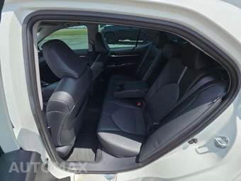 2023 Toyota Camry SE - miniatura 10