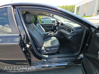 2023 Toyota Camry SE - miniatura 18