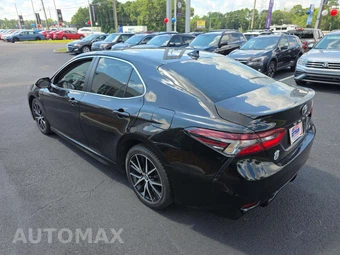 2023 Toyota Camry SE - miniatura 2