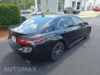 2023 Toyota Camry SE - miniatura 3