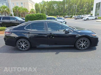 2023 Toyota Camry SE - miniatura 4