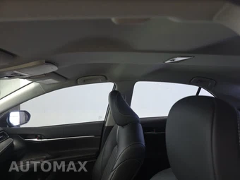 2023 Toyota Camry SE - miniatura 18