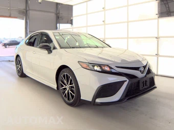 2023 Toyota Camry SE - miniatura 3
