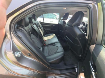 2023 Toyota Camry SE - miniatura 16