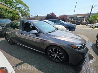2023 Toyota Camry SE - miniatura 4