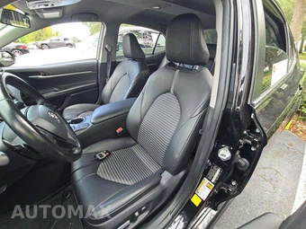 2023 Toyota Camry SE - miniatura 6