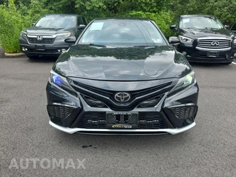 2023 Toyota Camry SE - miniatura 2