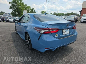 2023 Toyota Camry SE - miniatura 2